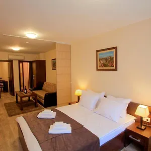 3* Guest house Old House In Kapana Area
